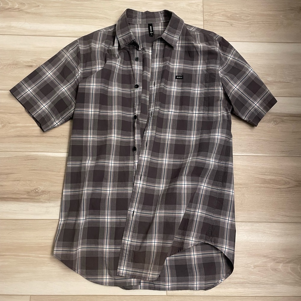 RVCA and HURLEY men’s button up short sleeve shirt - Size Large